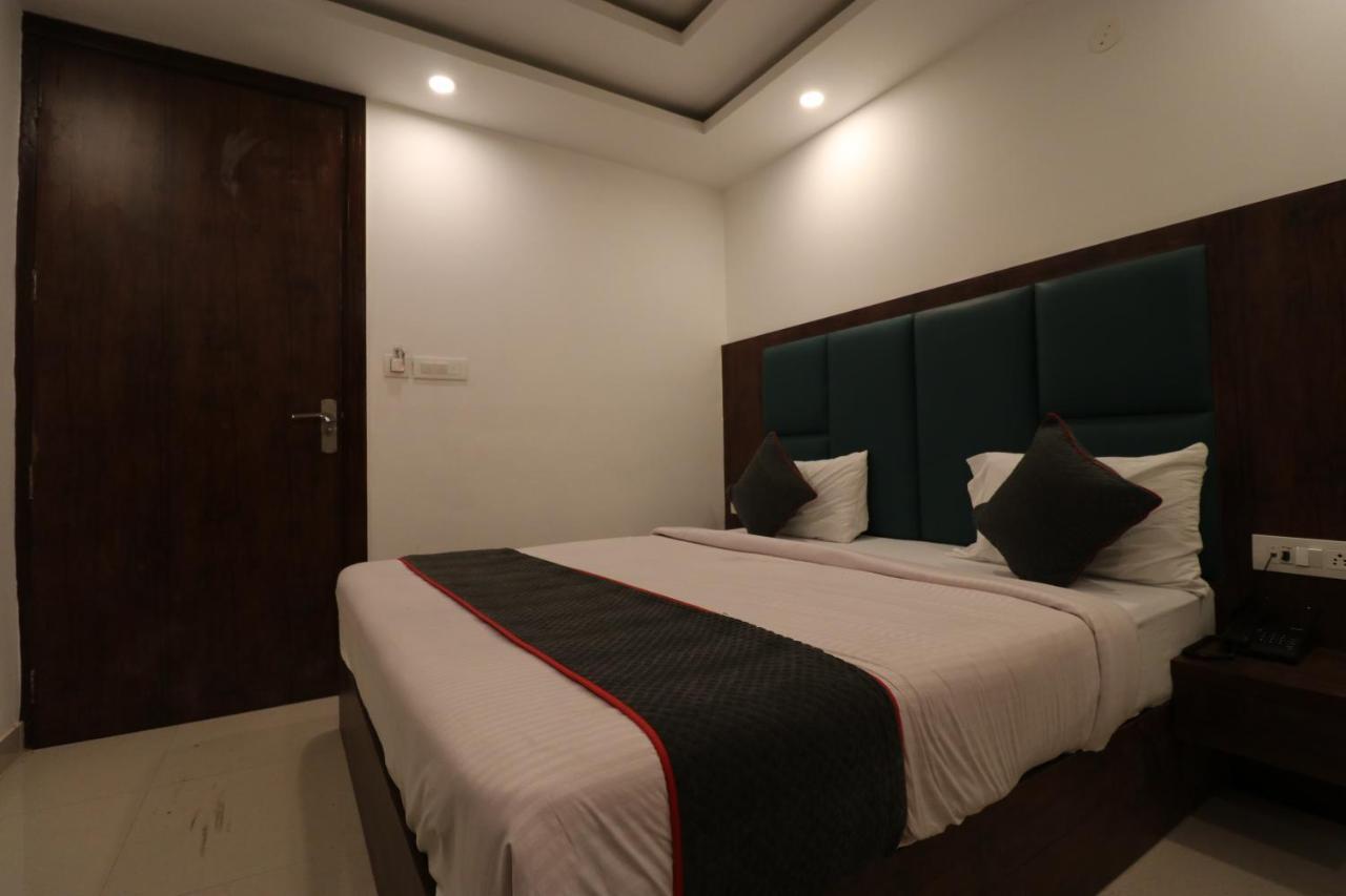 Hotel Krone A Family Hotel Near Igi Airport Delhi Nueva Delhi Exterior foto